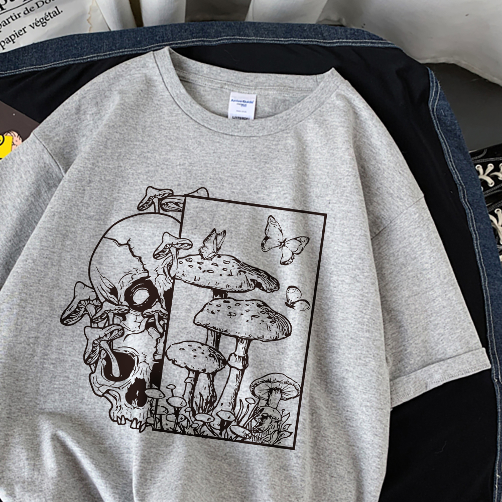 Skeleton And Mushroom Scenery  - Summer Clothing Essentials Women recension och pris